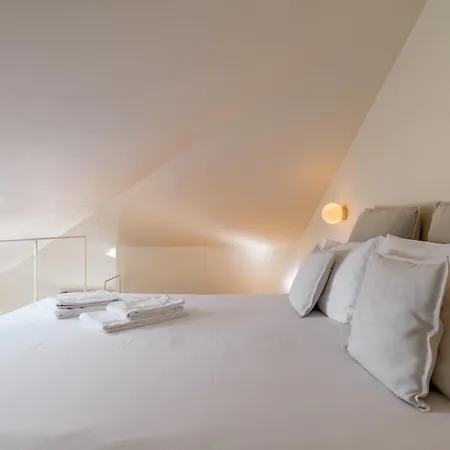 Loft Bica Com Vista O Rio * 리스본