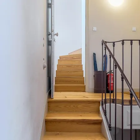 Loft Bica Com Vista O Rio 아파트 리스본