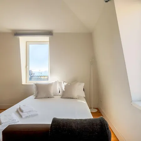 Loft Bica Com Vista O Rio * 리스본