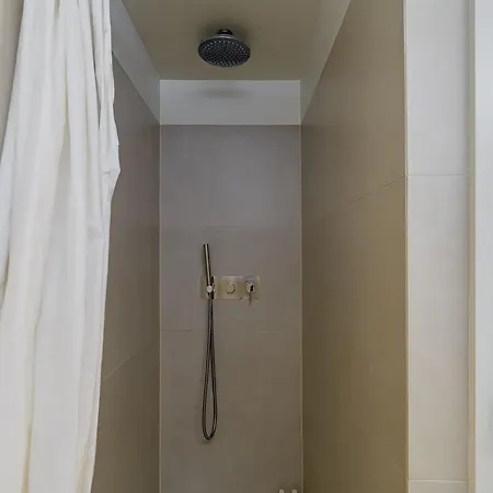 Loft Bica Com Vista O Rio アパート リスボン