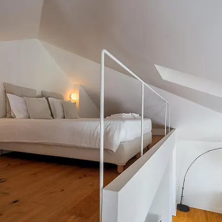 Loft Bica Com Vista O Rio * Lisbona