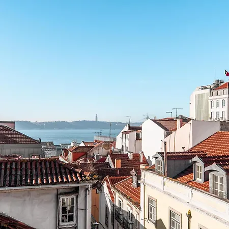 Loft Bica Com Vista O Rio * Лиссабон